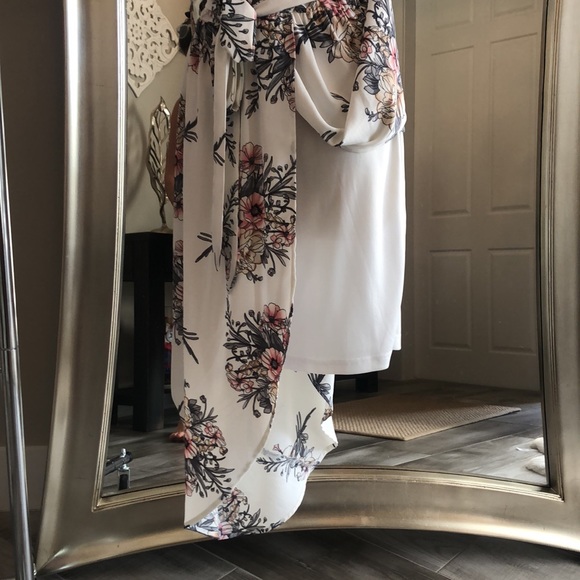 Summer of 💗 love Medium Floral Summer Dress - Picture 5 of 8